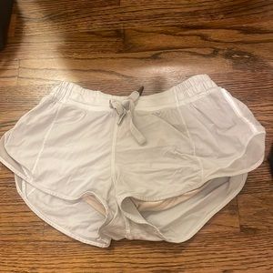 Size 6 Lululemon hotty hot shorts